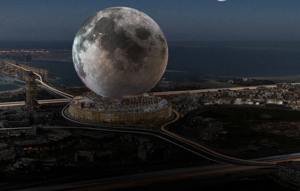 The moon is landing in Dubai